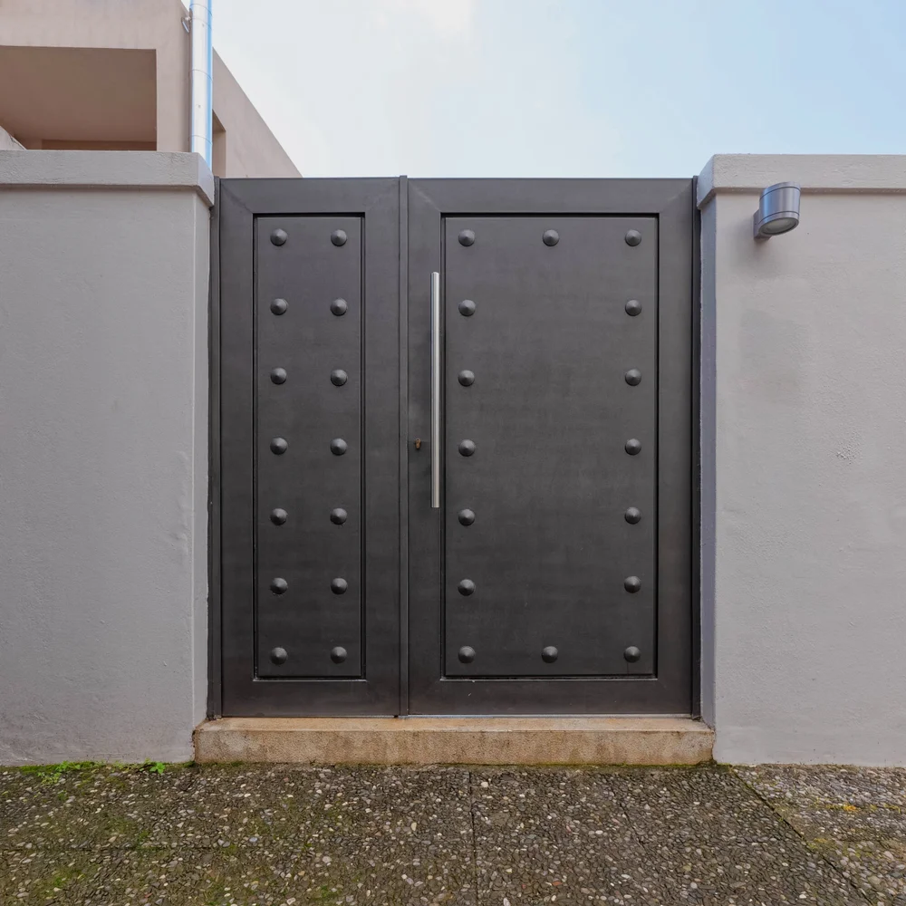 Modern driveway gate in Mill Valley