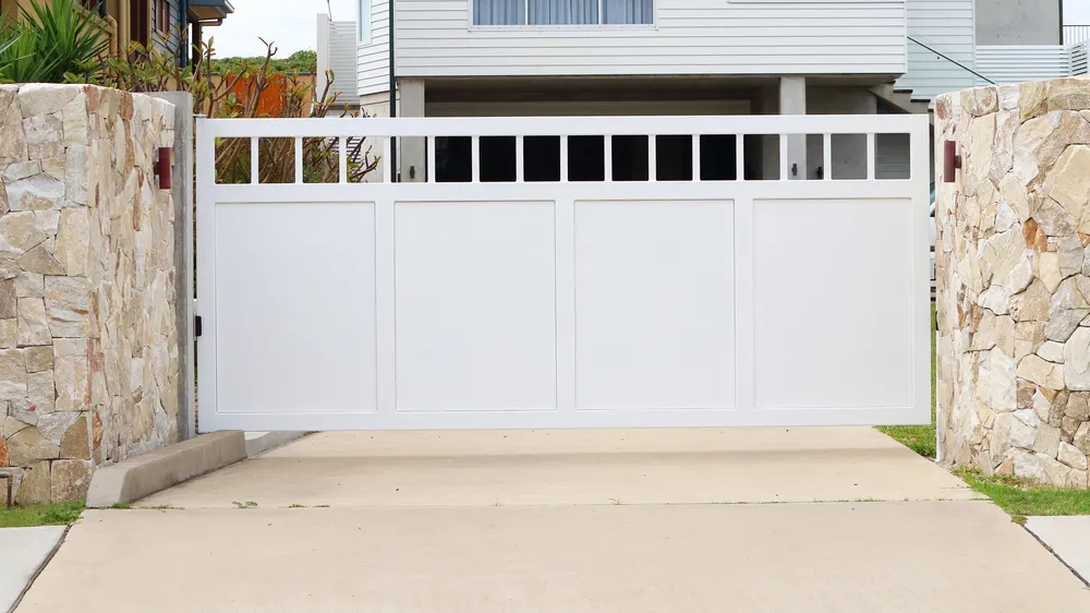 Luxury estate driveway gate installation in Tiburon CA